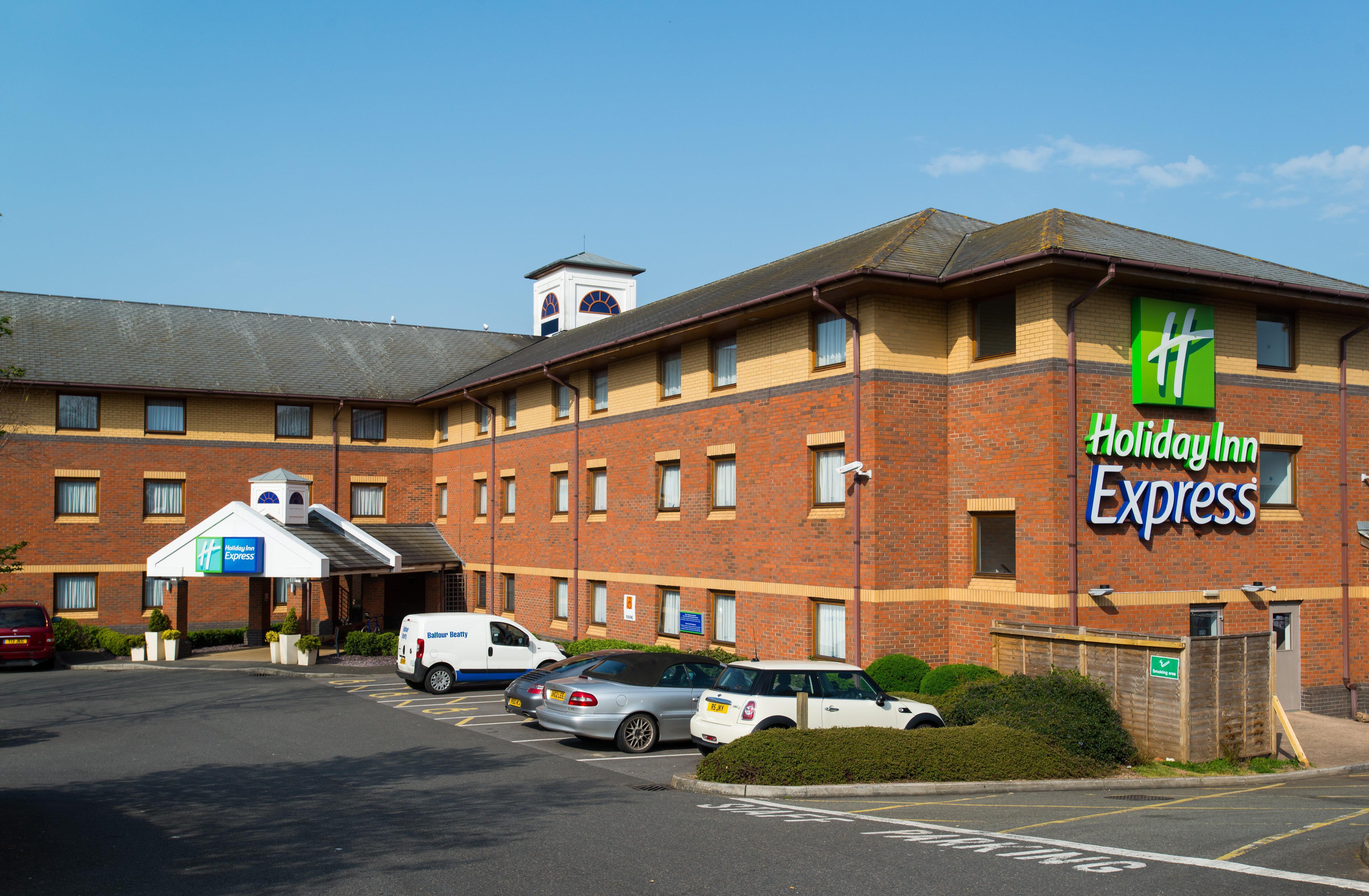 Holiday Inn Express Exeter East, An Ihg Hotel Екстер'єр фото