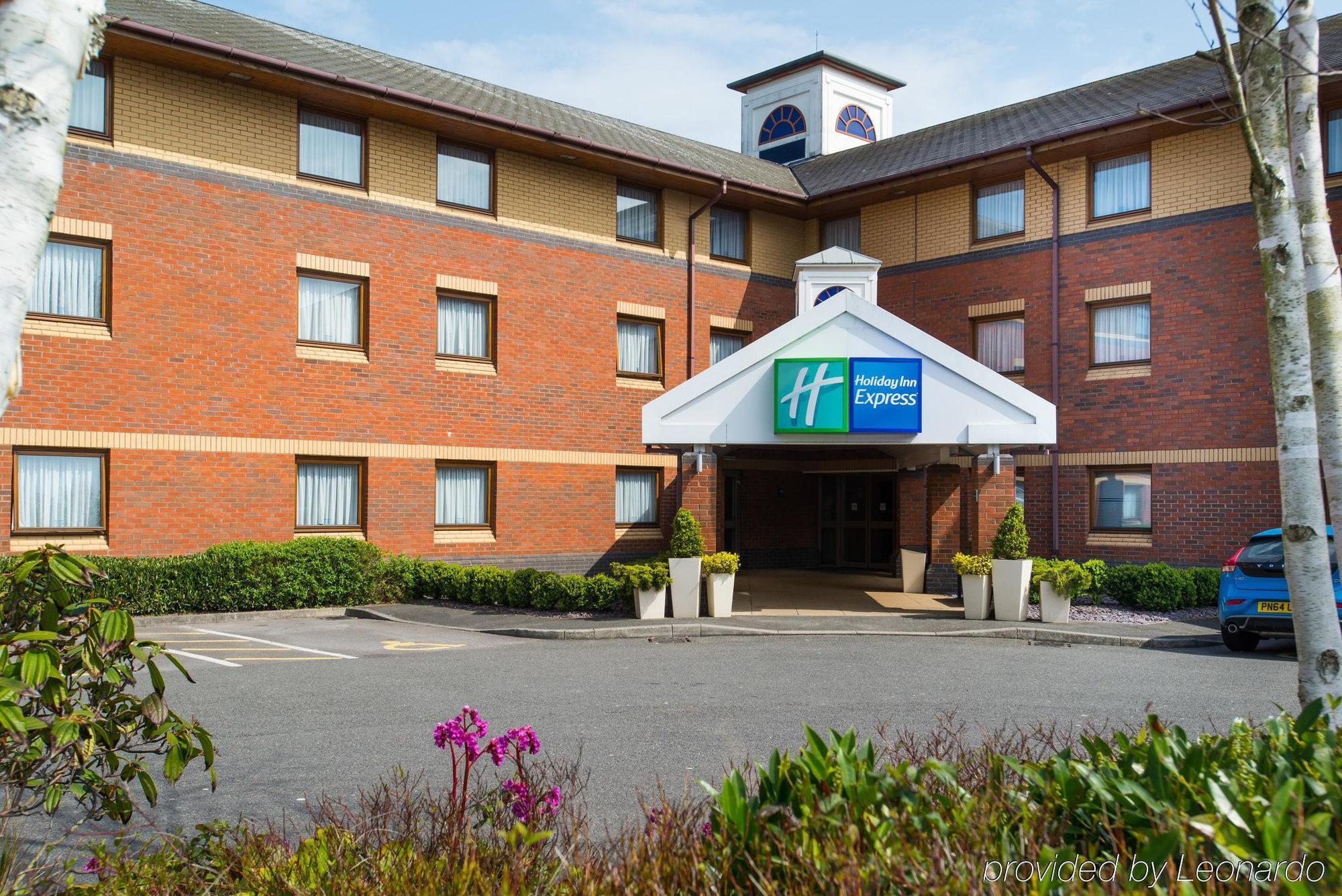 Holiday Inn Express Exeter East, An Ihg Hotel Екстер'єр фото