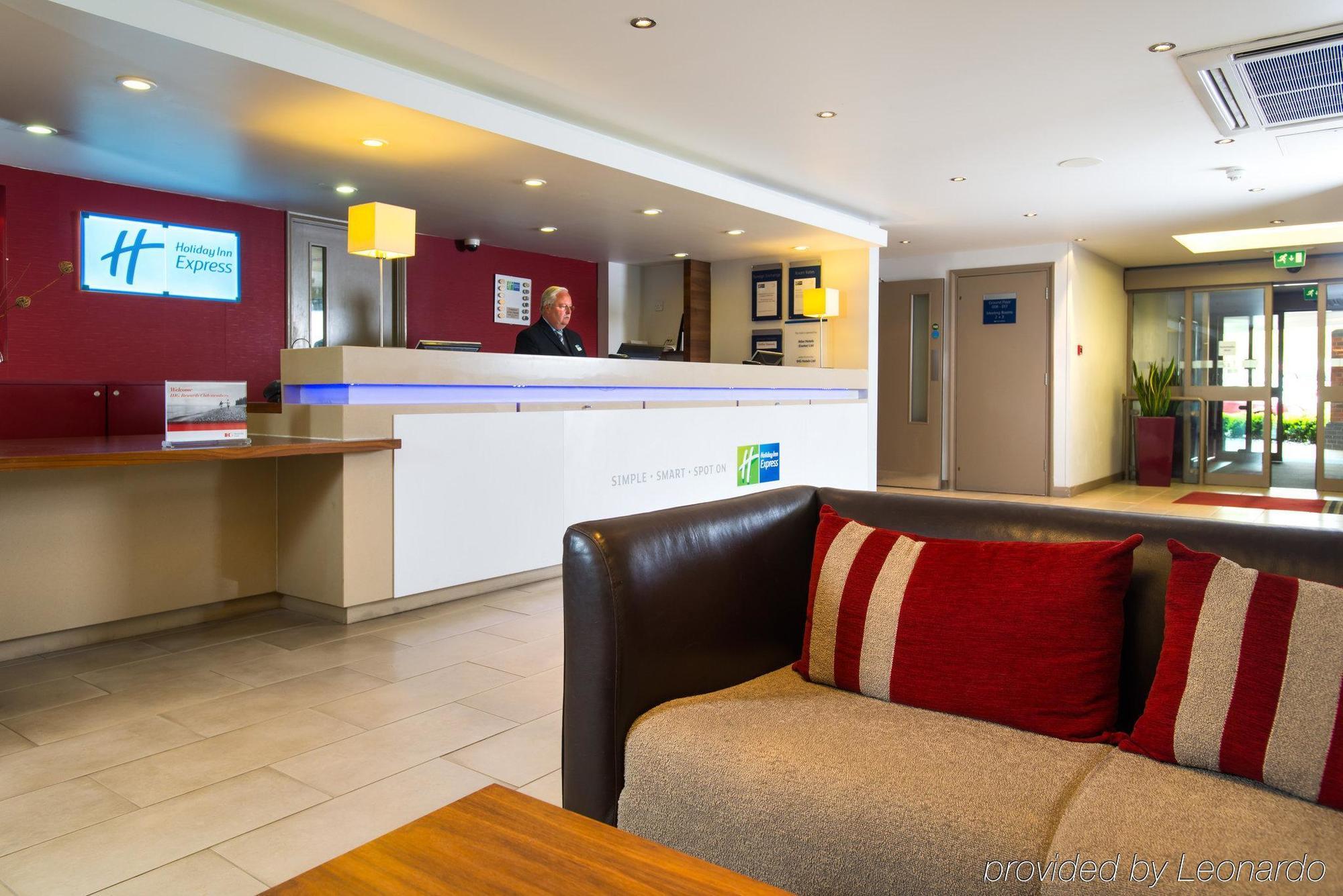 Holiday Inn Express Exeter East, An Ihg Hotel Екстер'єр фото