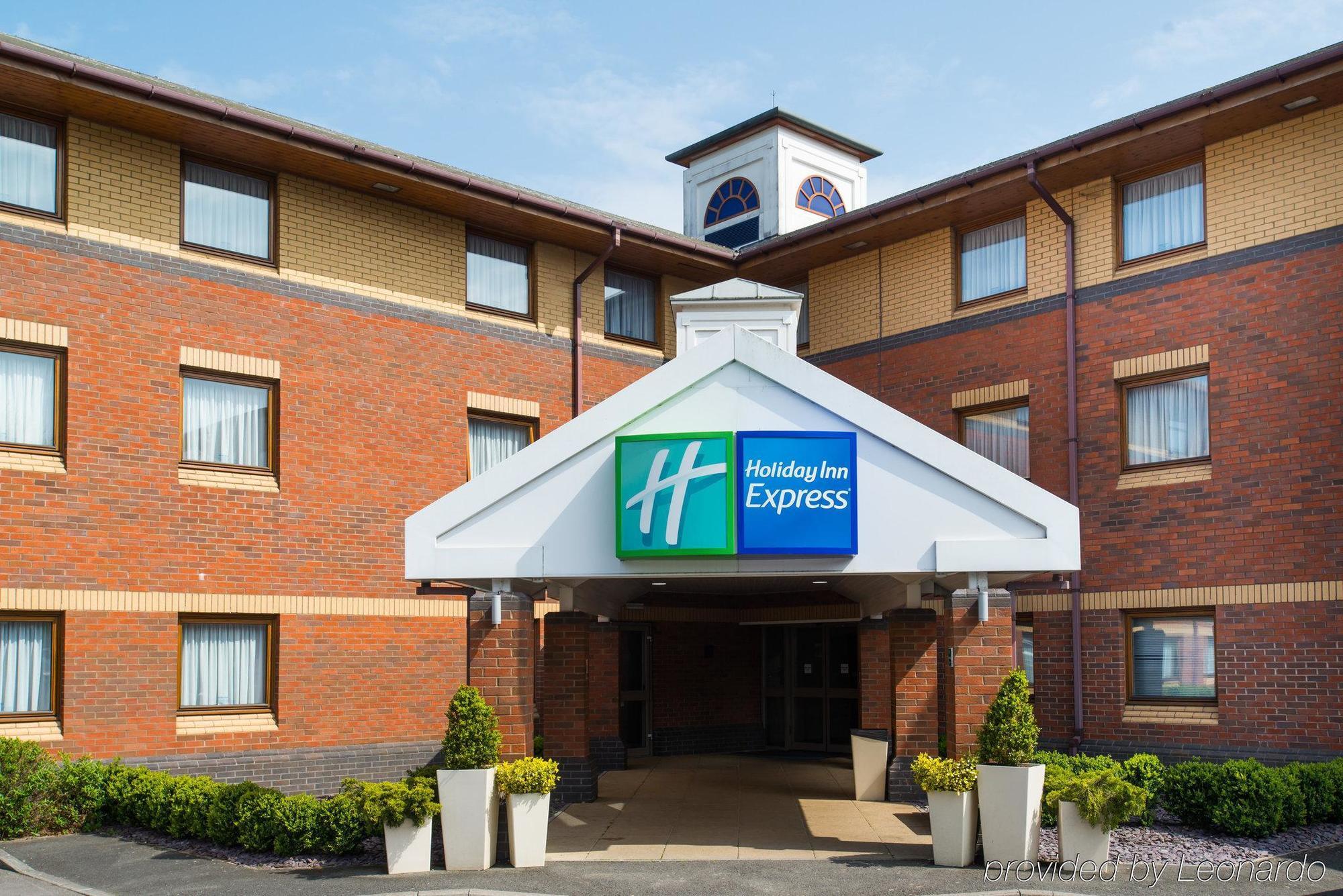 Holiday Inn Express Exeter East, An Ihg Hotel Екстер'єр фото