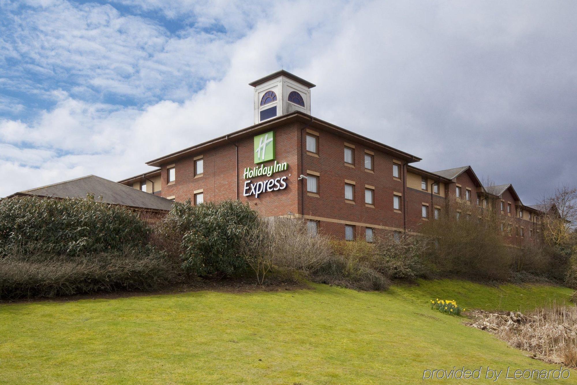 Holiday Inn Express Exeter East, An Ihg Hotel Екстер'єр фото