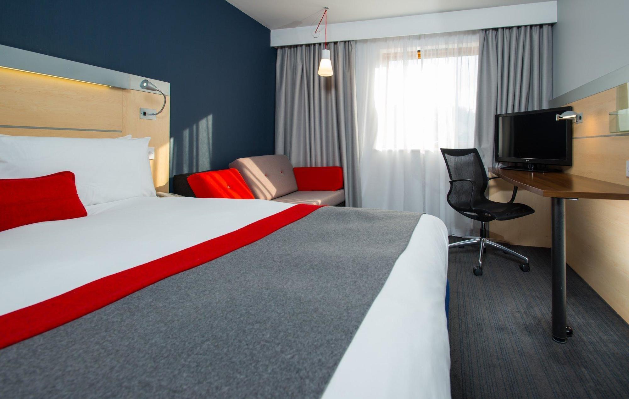 Holiday Inn Express Exeter East, An Ihg Hotel Екстер'єр фото