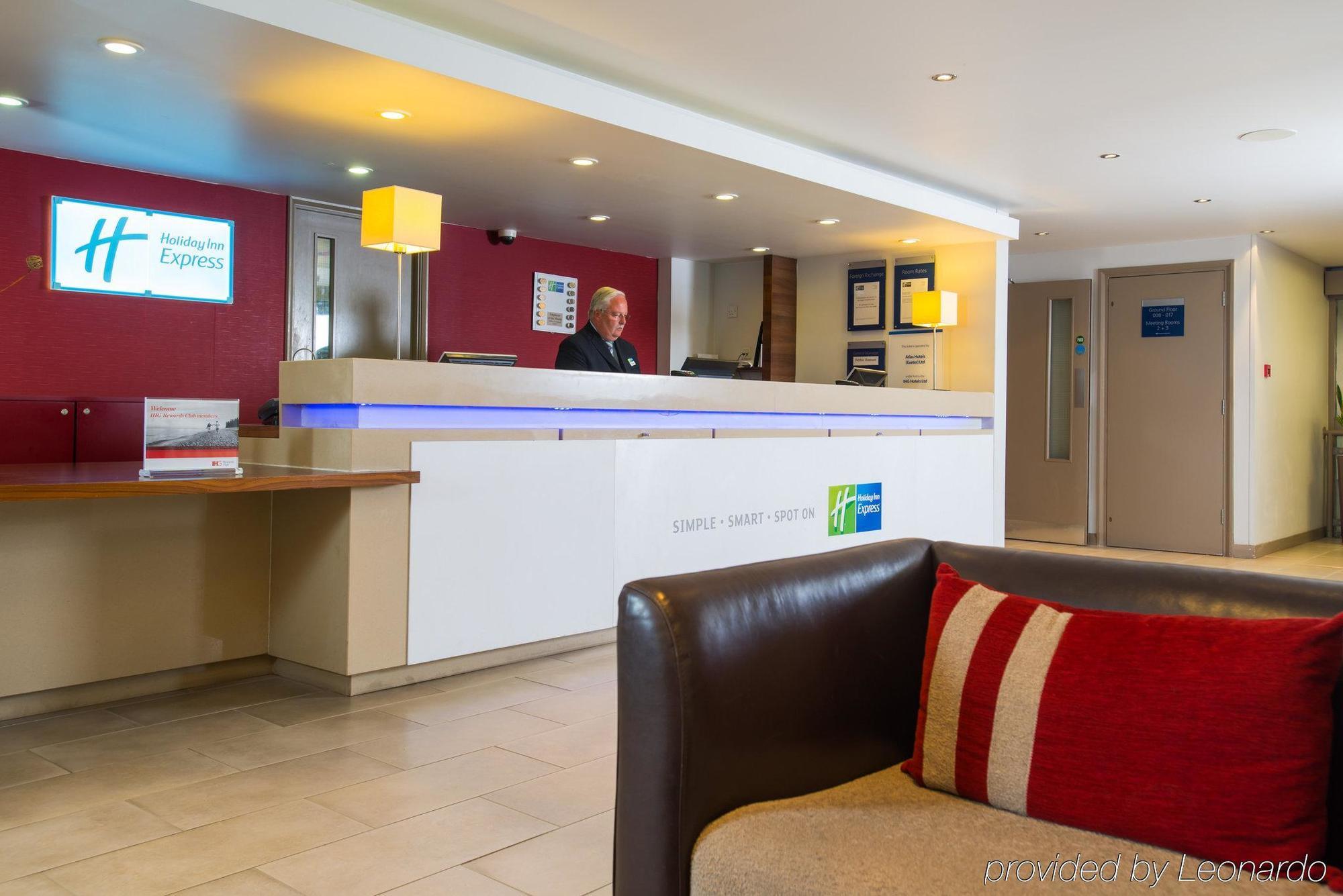 Holiday Inn Express Exeter East, An Ihg Hotel Екстер'єр фото